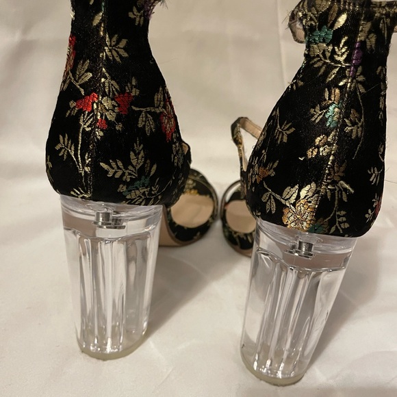 Three strap lucite heeled sandals with embroidered silk fabric - Picture 4 of 4